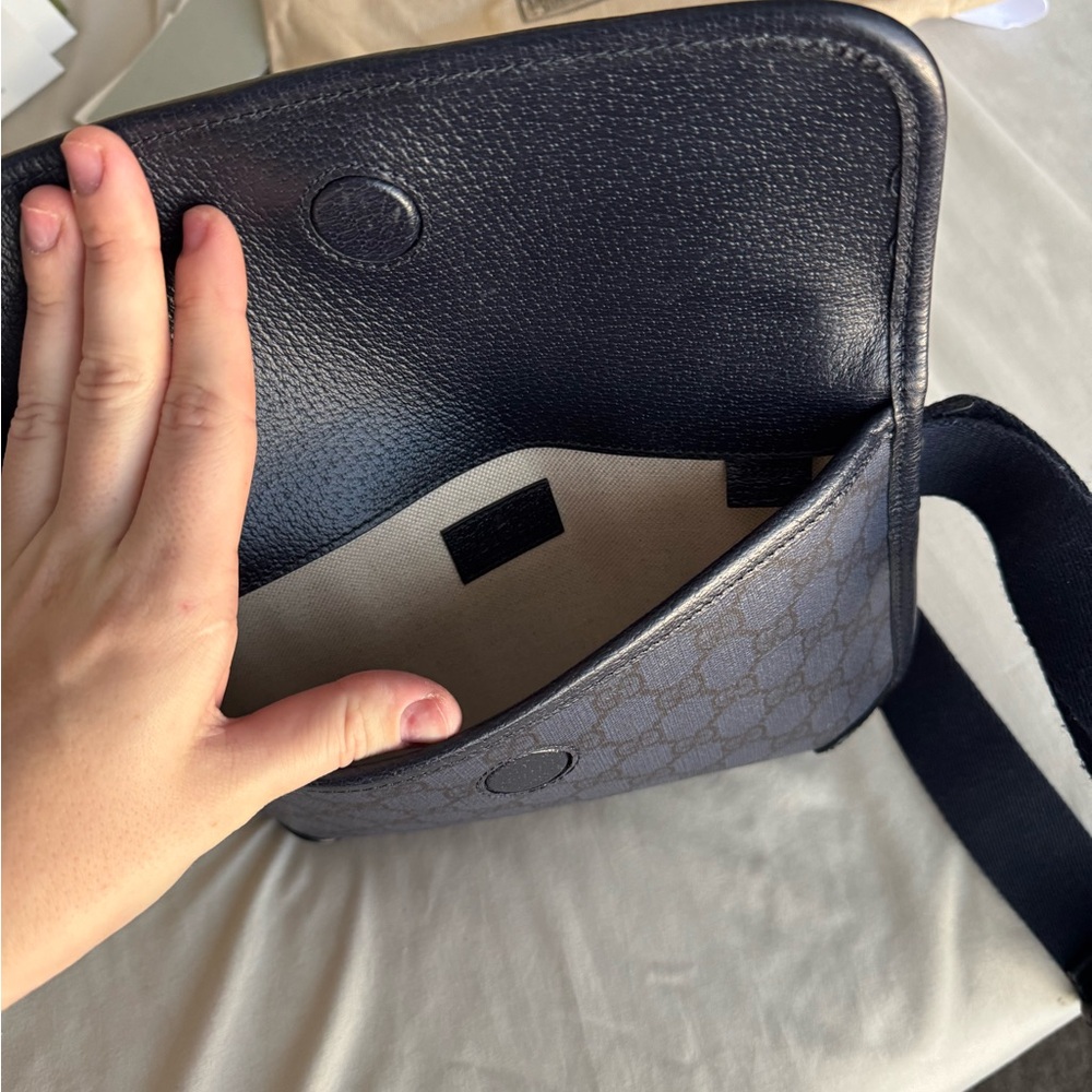 Gucci Black and Navy Men's Belt Bag - Picture 4 of 8